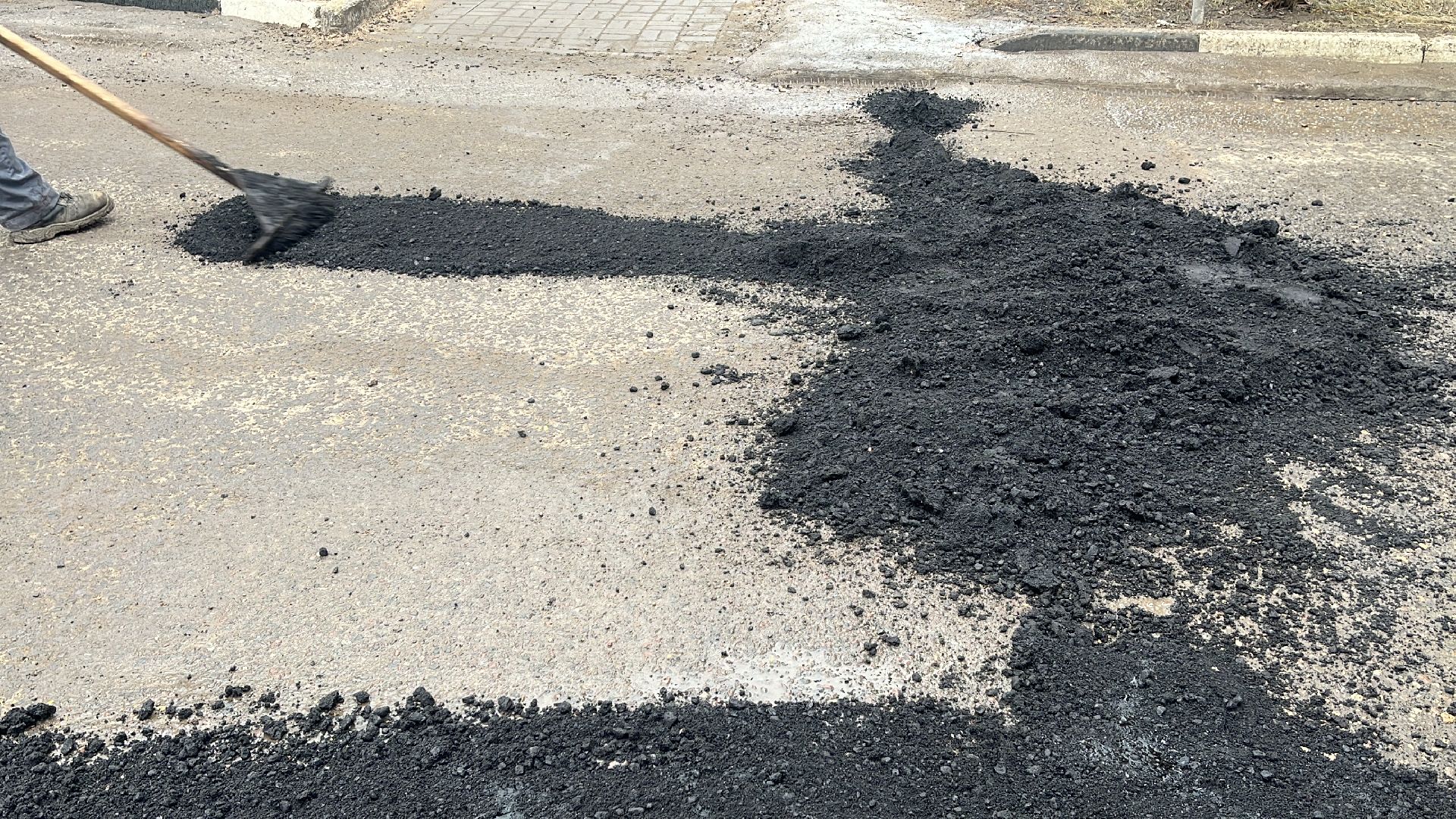 ремонт дорог, ремонт дороги, ямочный ремонт, ямы,