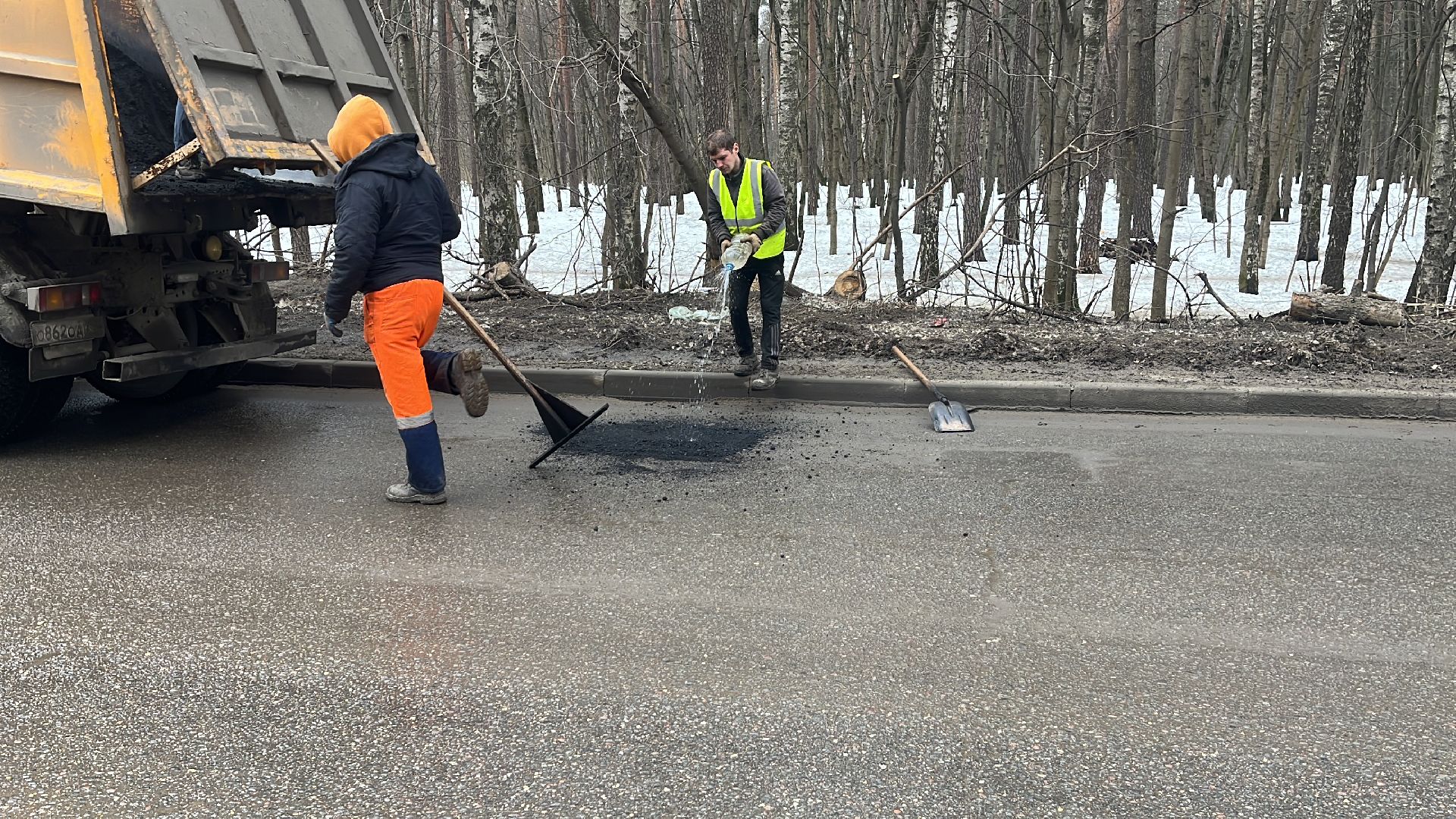 ремонт дорог, ремонт дороги, ямочный ремонт, ямы,