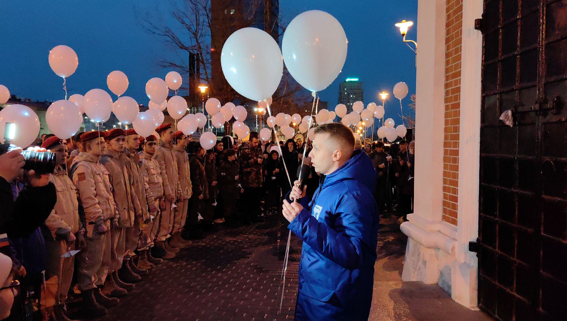 крокус сити холл, теракт, память о погибших, акция журавли,