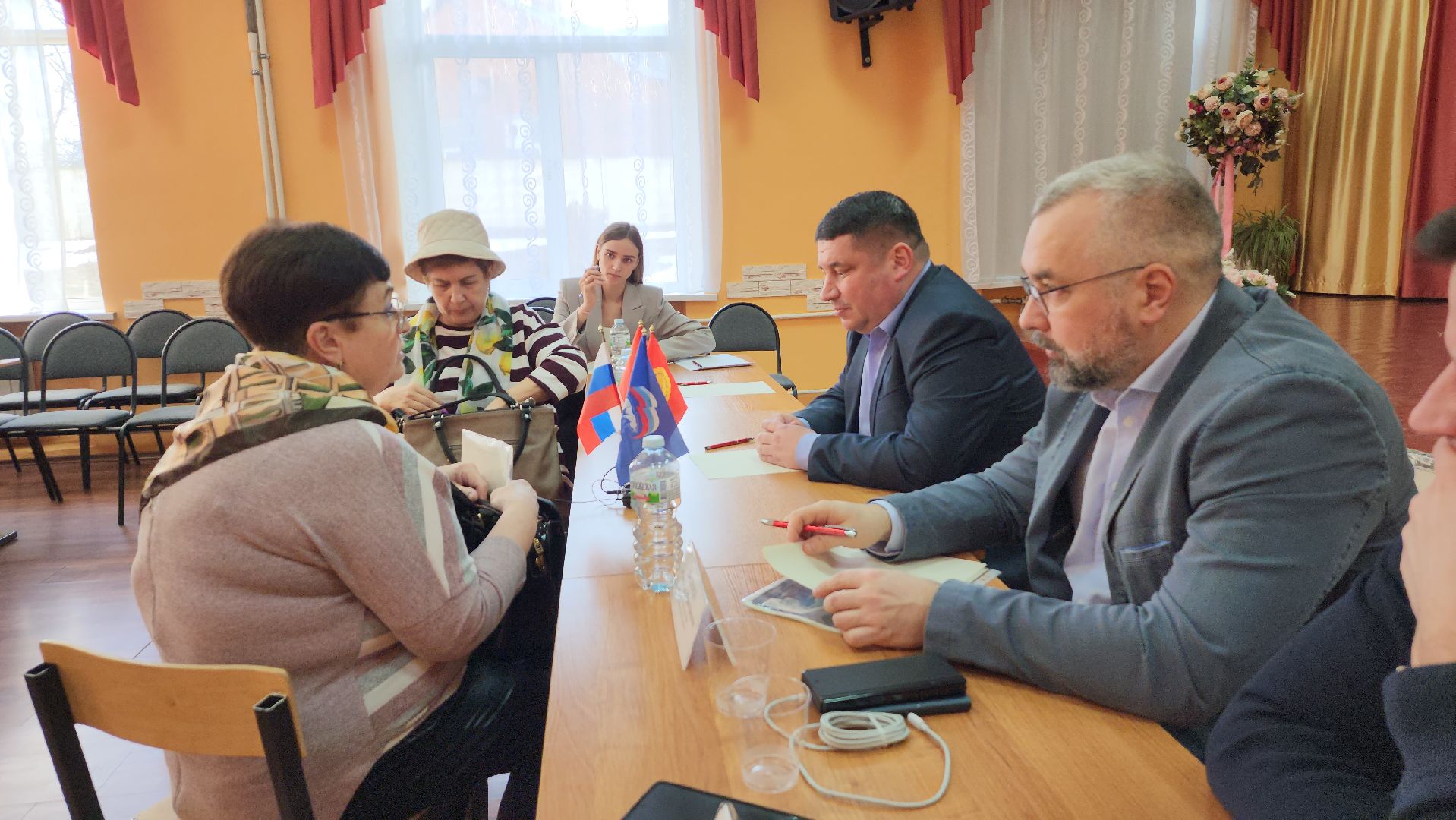 выездная администрация, серпухов, школа 4, улица коншиных, микрорайон бумажной фабрики, тротуар,