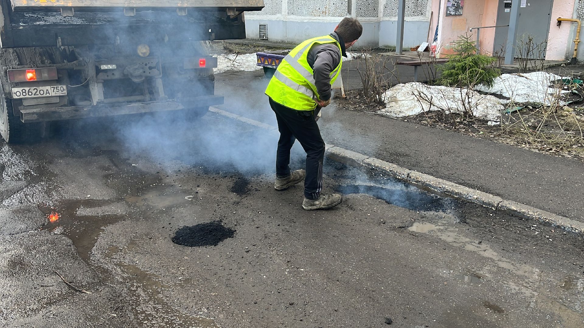 ремонт дорог, ремонт дороги, ямочный ремонт,