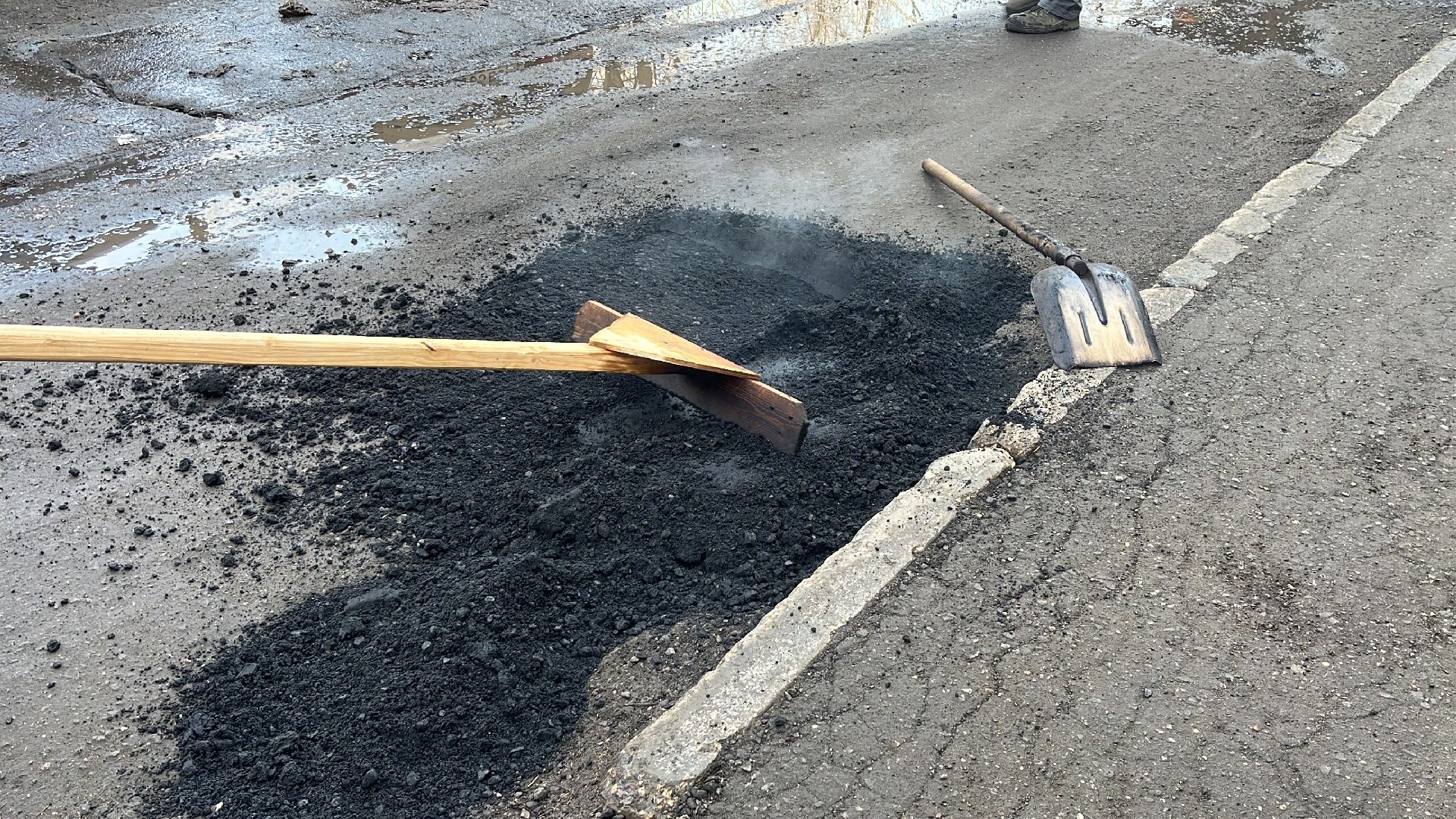 ремонт дорог, ремонт дороги, ямочный ремонт,