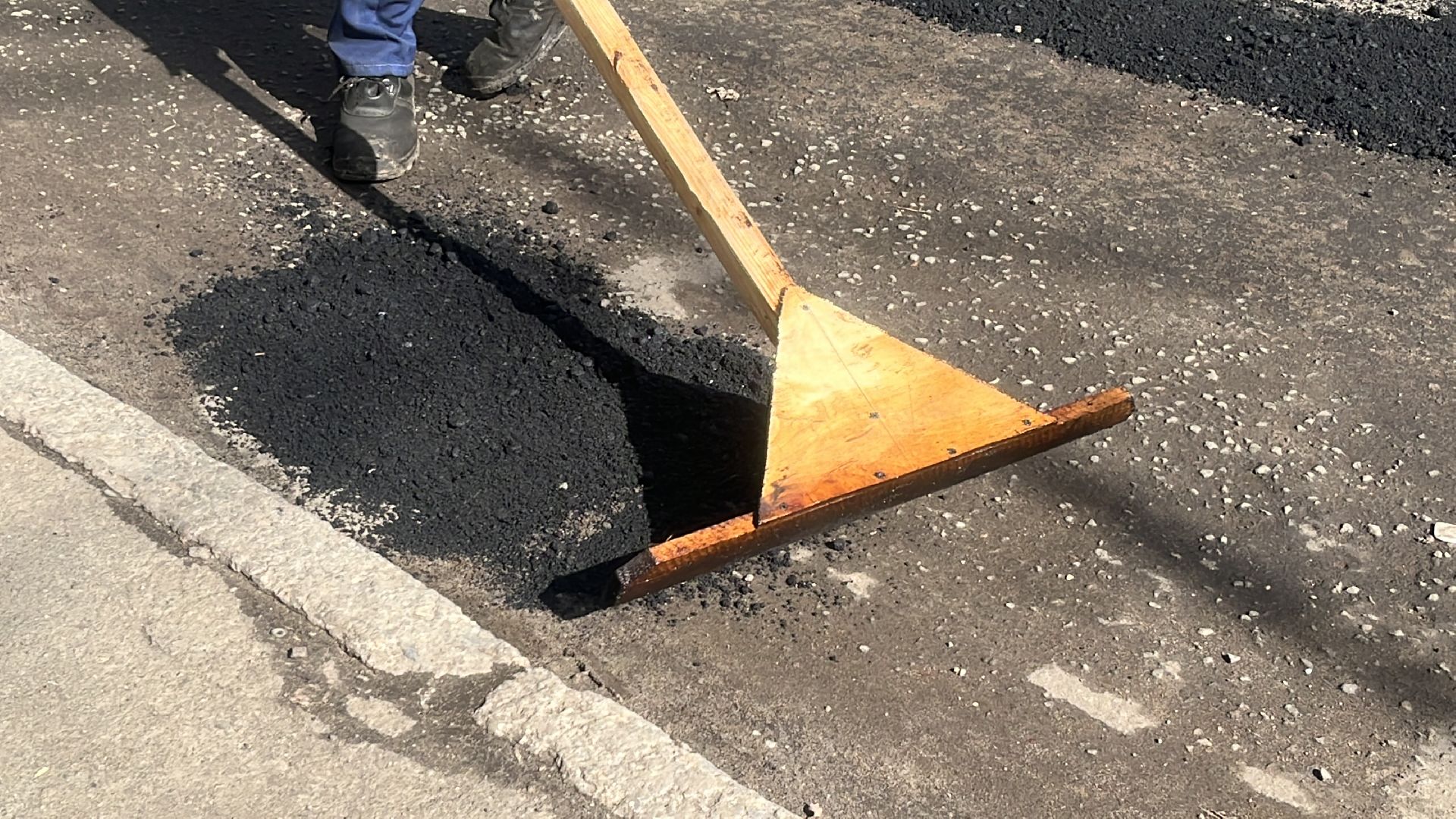 ремонт дорог, ремонт дороги, ямочный ремонт,