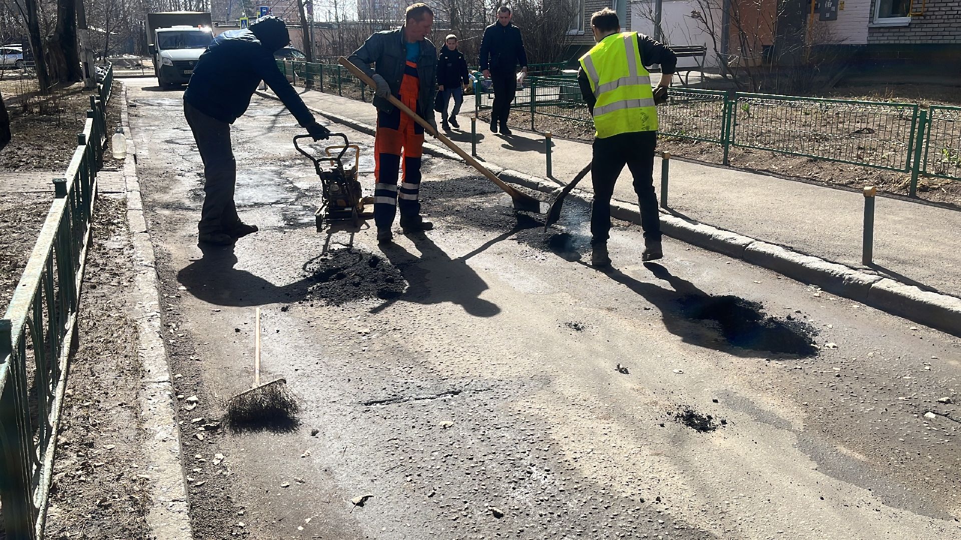 ремонт дорог, ремонт дороги, ямочный ремонт,