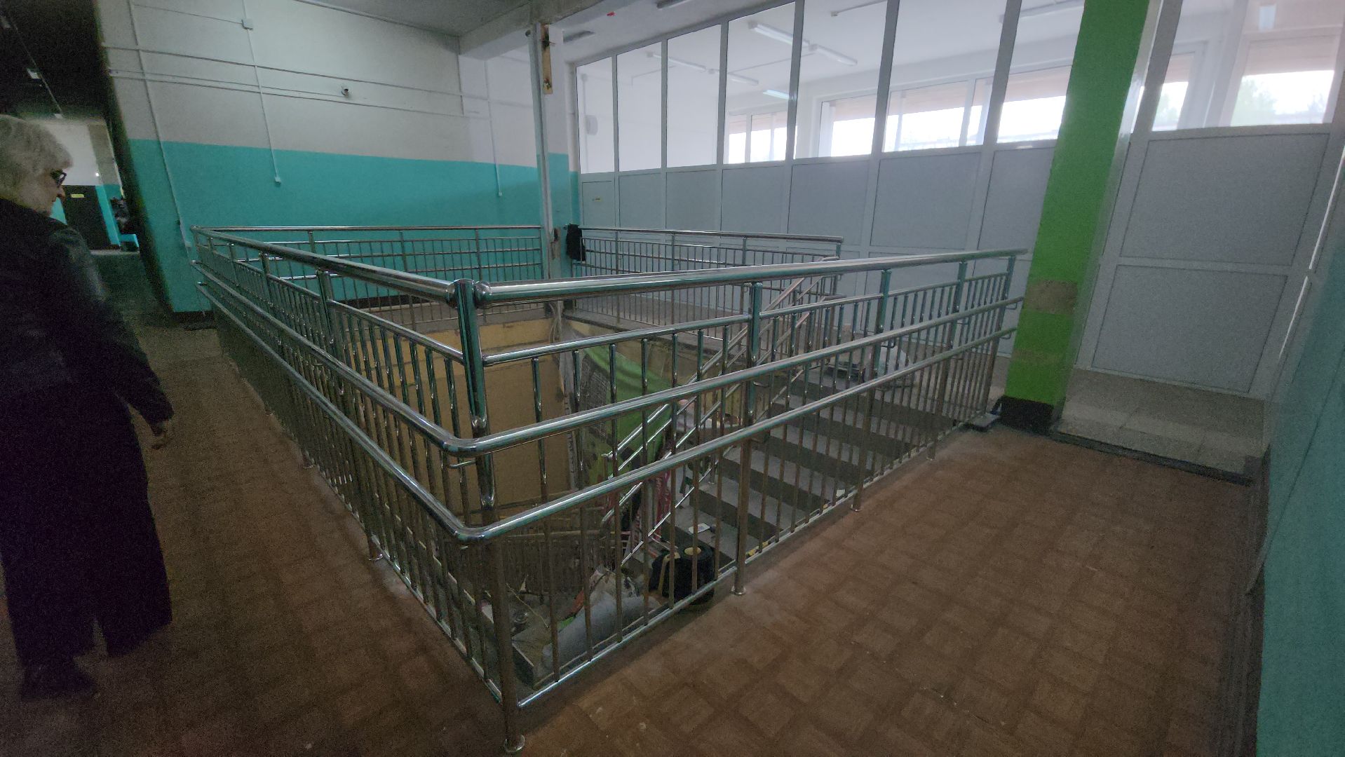 егорьевск, цвр, ремонт, лестница, коридор, перила, побелка,