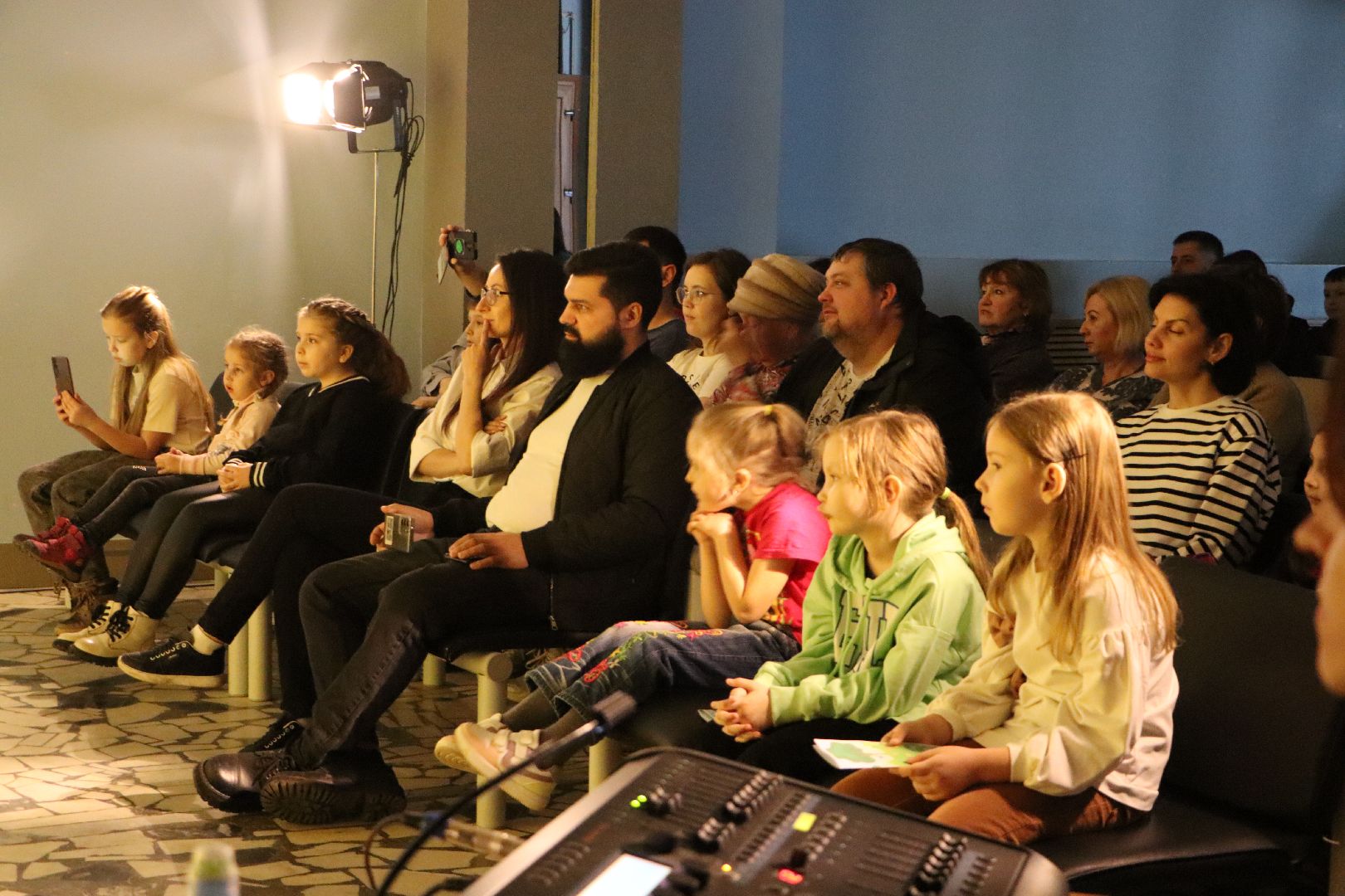 Серебряные Пруды, Центральный дом культуры, ЦДК, театральная студия Драматешка, Тайный сад Тони Редискиной, Анна Гейжан,