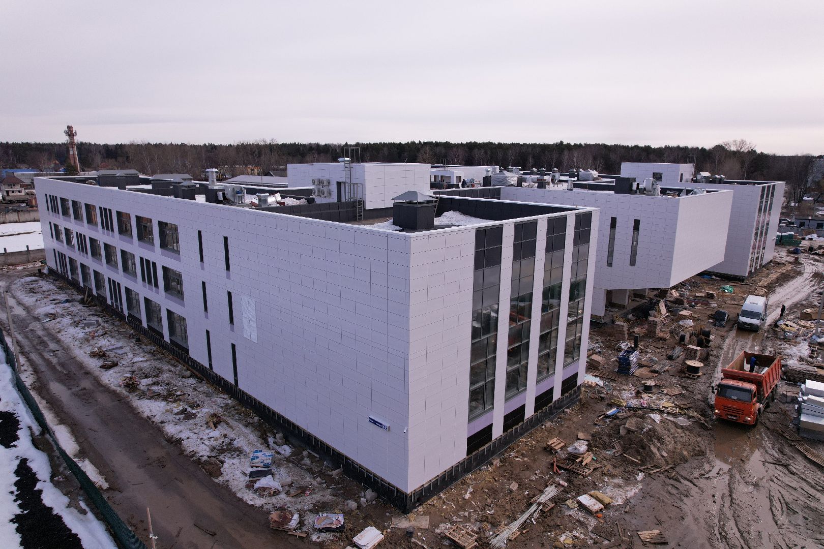 видео с коптера, щёлково, строительство, школа,