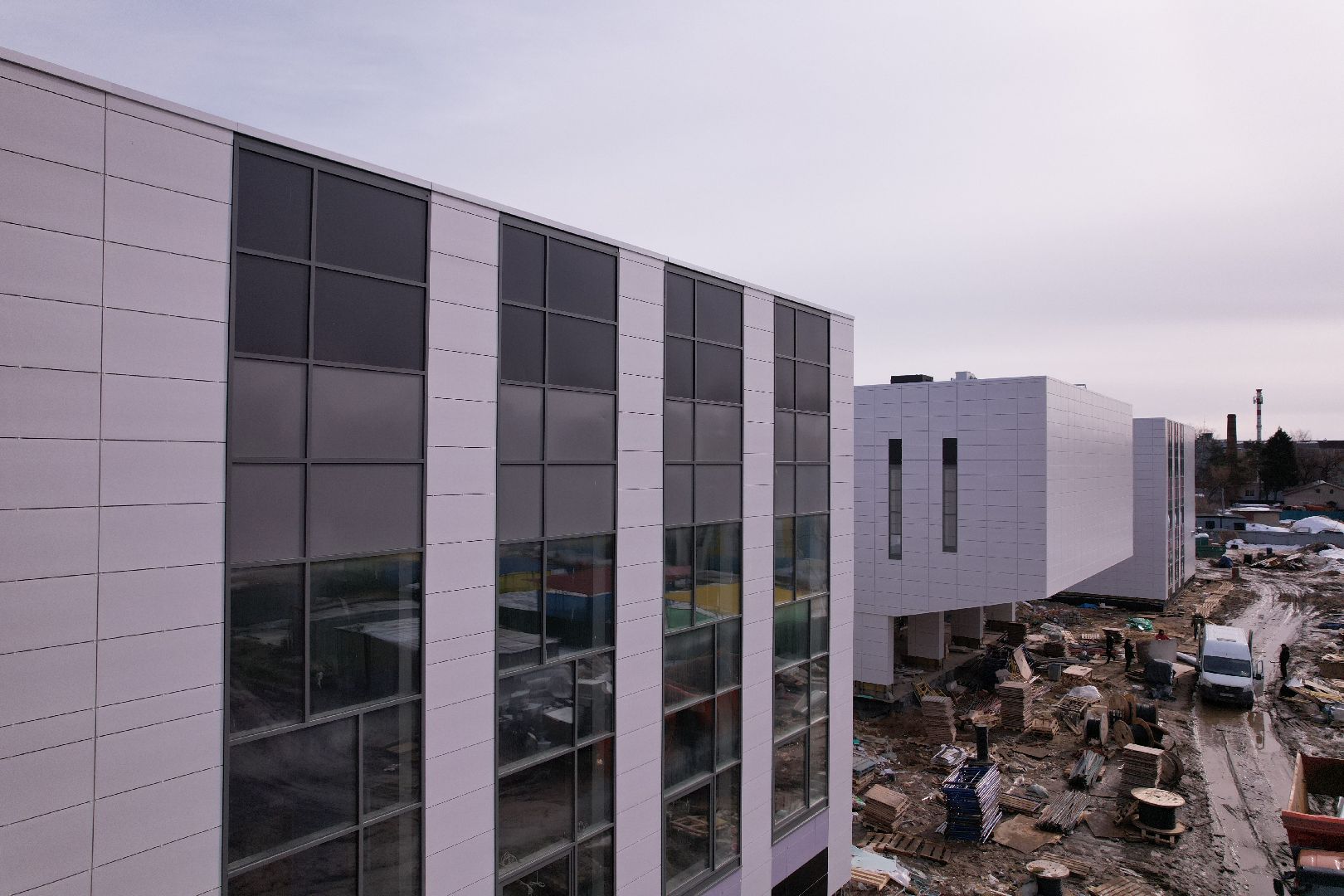 видео с коптера, щёлково, строительство, школа,