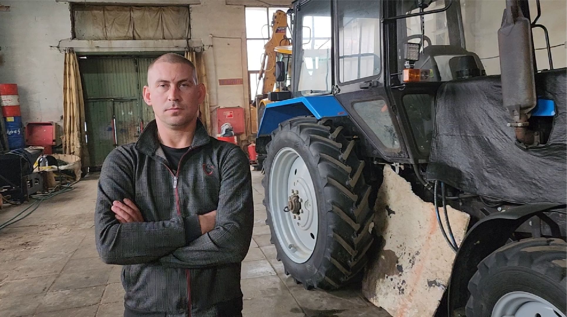 долгопрудный, мбу благоустройство, Молодой тракторист, снегоуборочная техника,