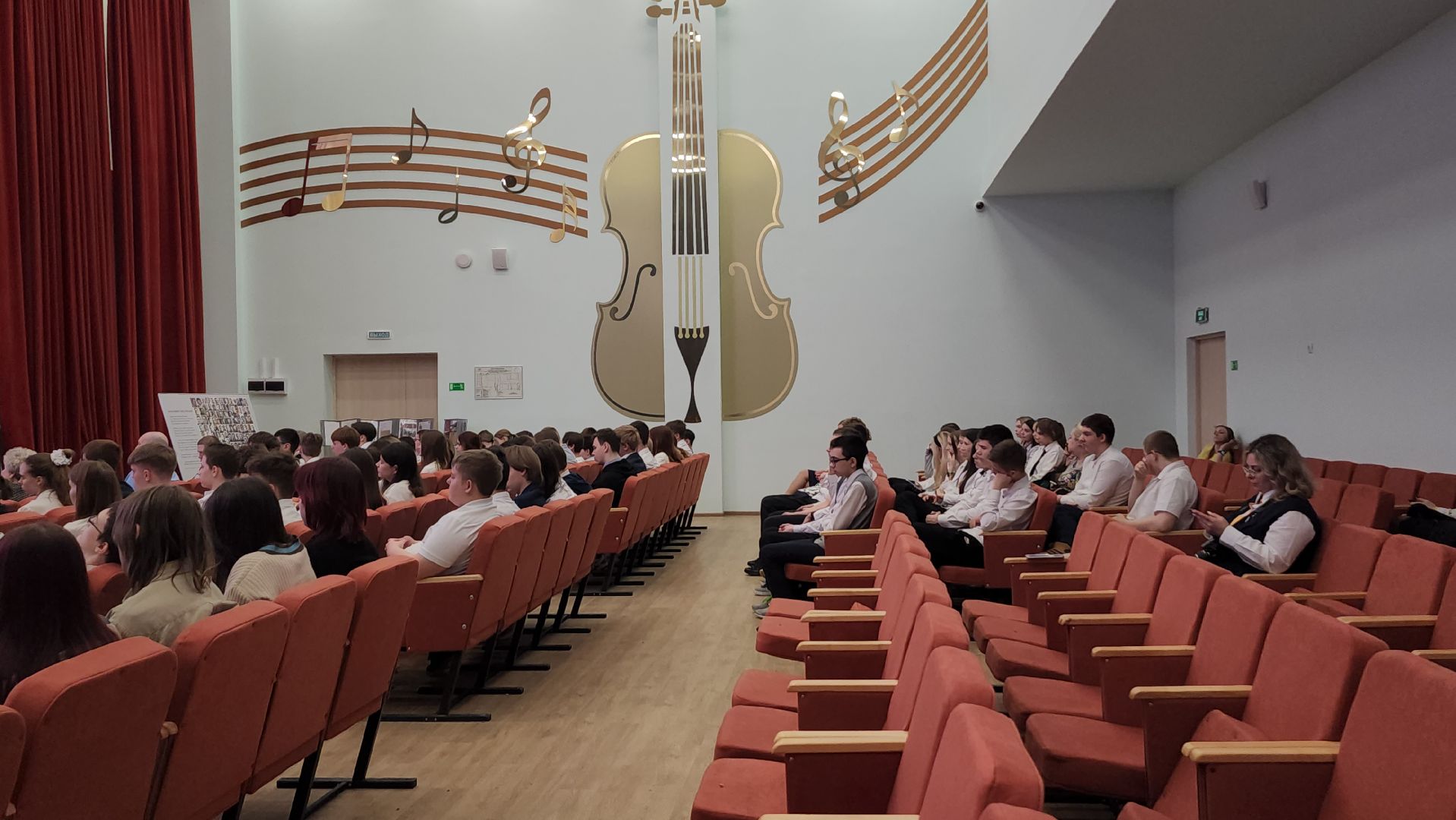серпухов, поселок большевик, дашковская школа, выставка, московское ополчение, великая отечественная война, история,