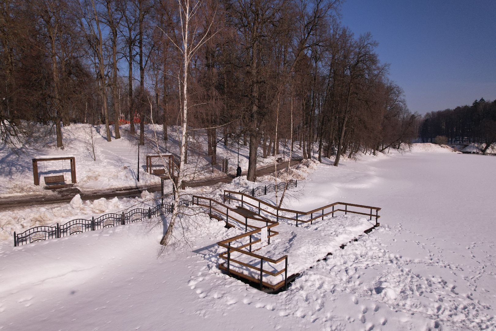 видео с коптера, парк, пруды,