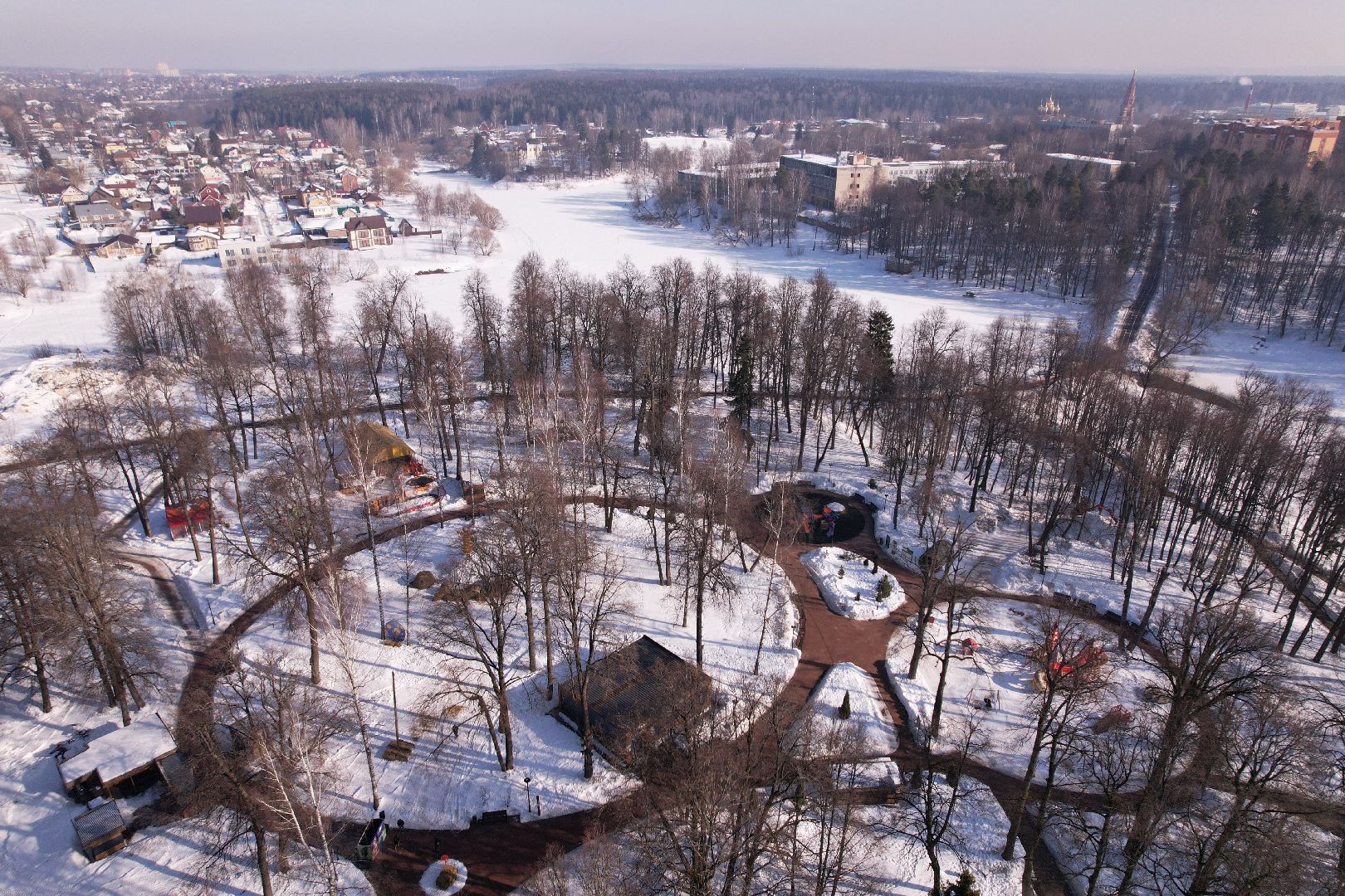 видео с коптера, парк, пруды,