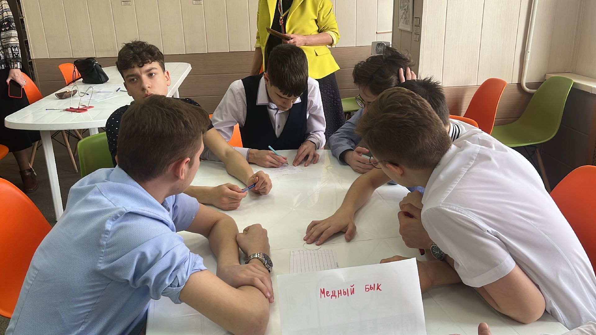 квиз, квиз для школьников, библиотека, библиохолл,