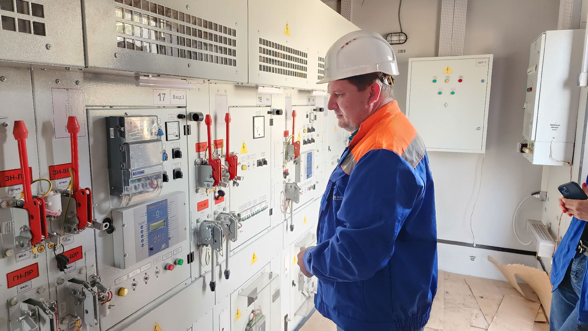 кашира, советский проспект, прокладка кабеля, новая схема электроснабжения, распределительная подстанция, 6 кВ, каширская грэс,