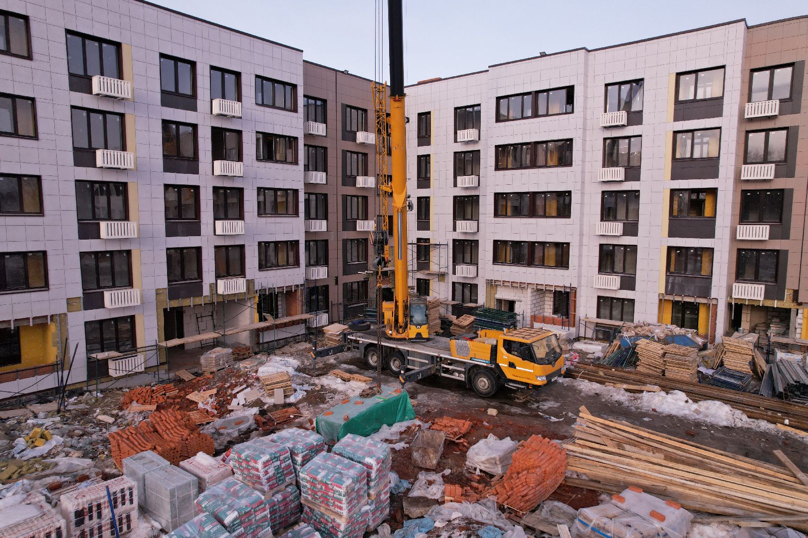 видео с коптера, дом, жилье,