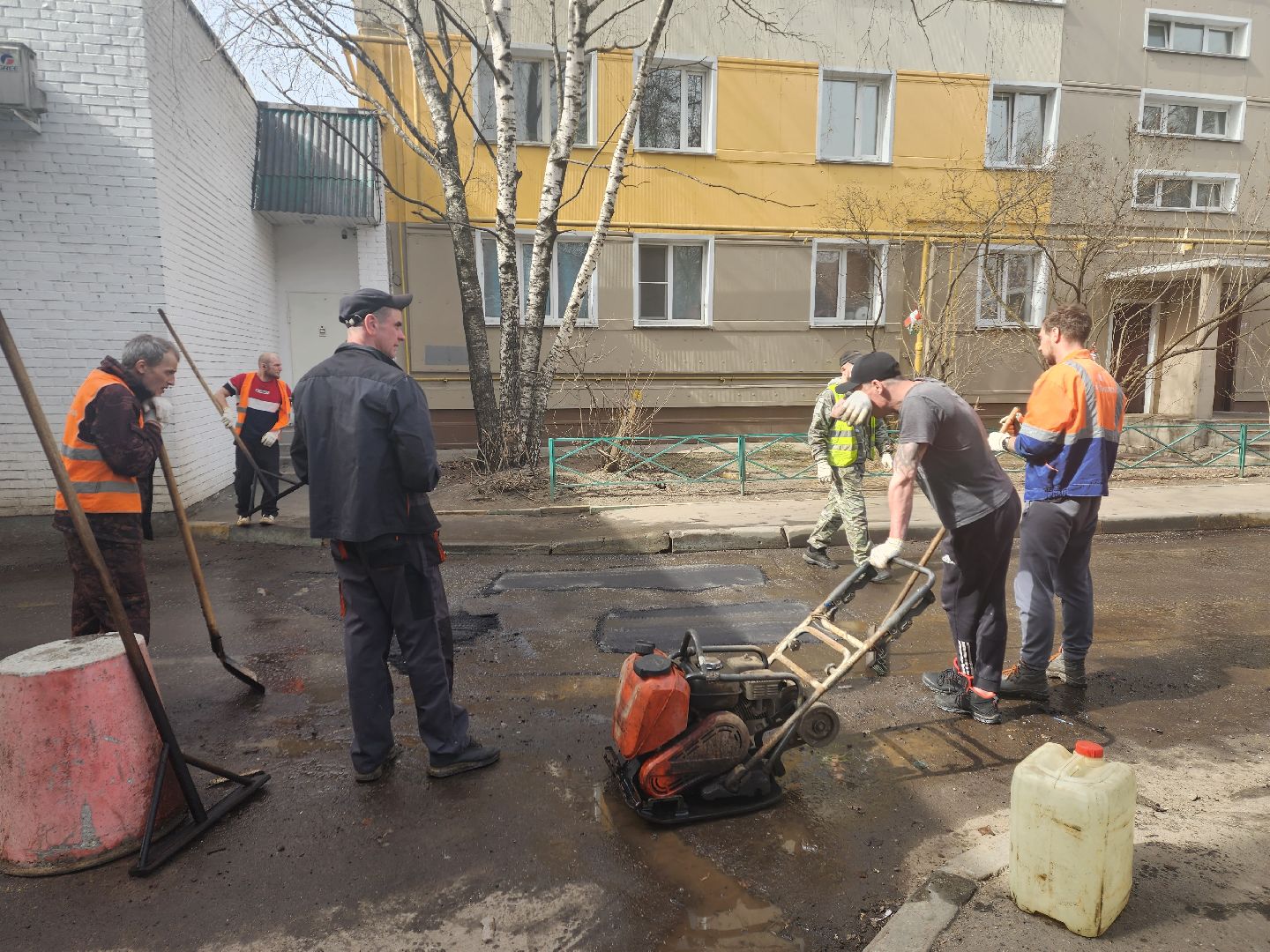 пушкино, ямочный ремонт, благоустойство, дворовая территория,