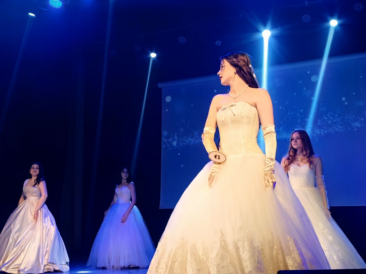 Мисс Весна 2024, конкурс, колледж, дефиле, нараждение, грамоты, корона,