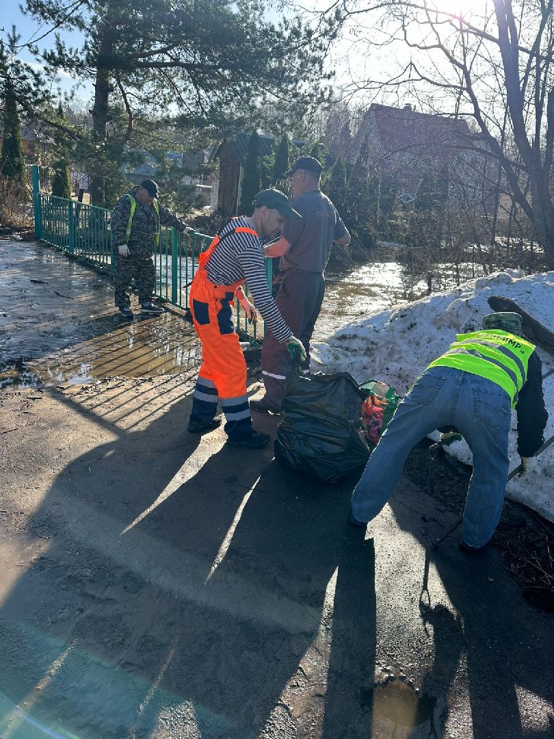 подтопления, разлив реки, борьба с паводком,
