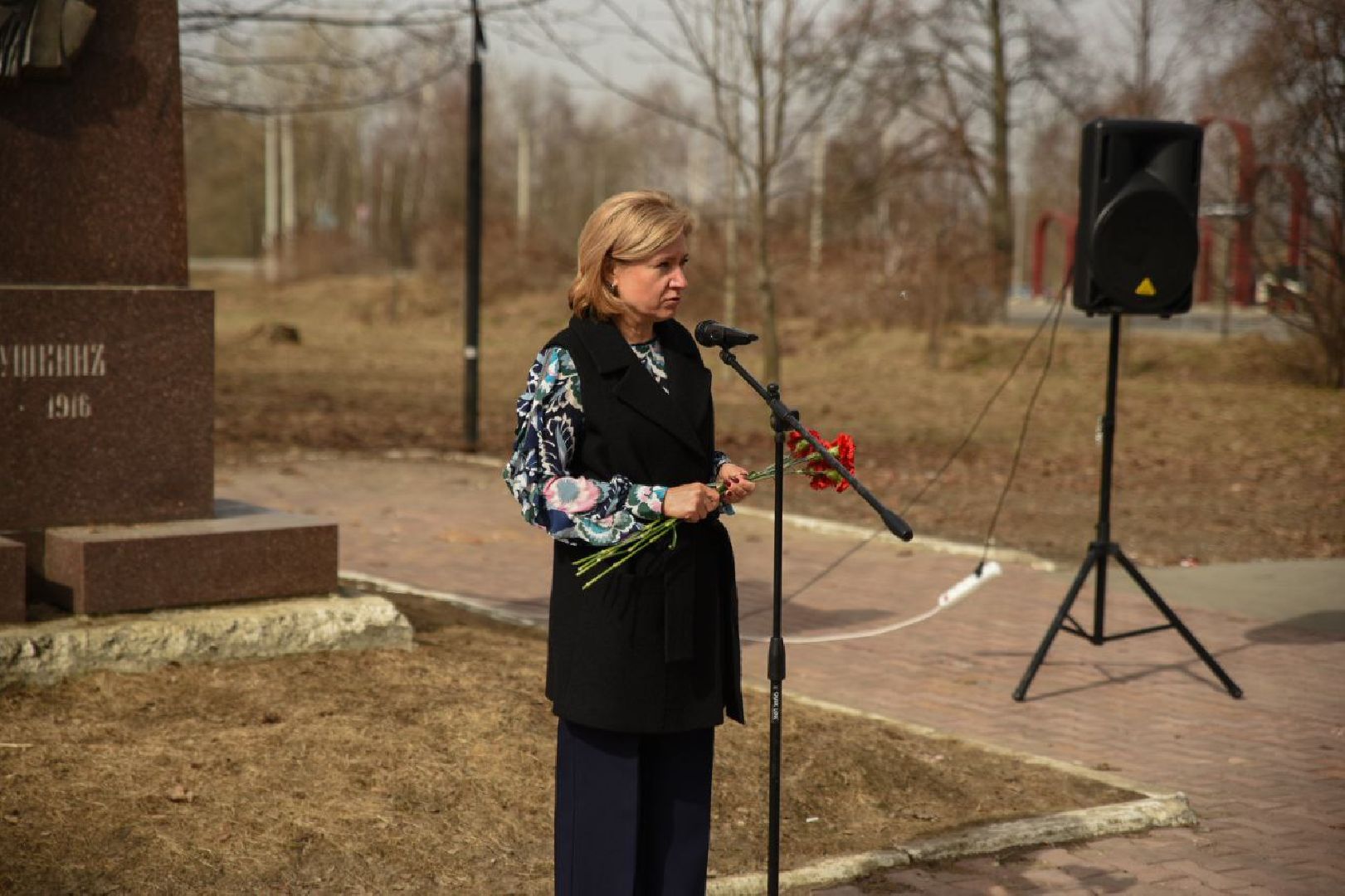 Бронницы, Памятник Пушкину, Возложение цветов, 25 лет памятнику Пушкина, Мемориальный парк Пушкина,
