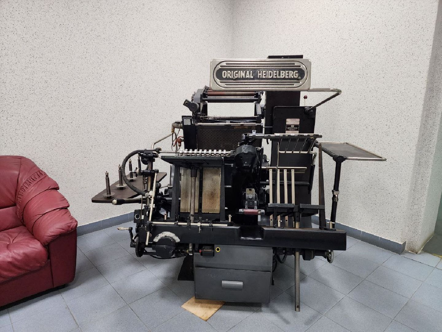 чехов, экономика, чеховский печатный двор, книги, типография,