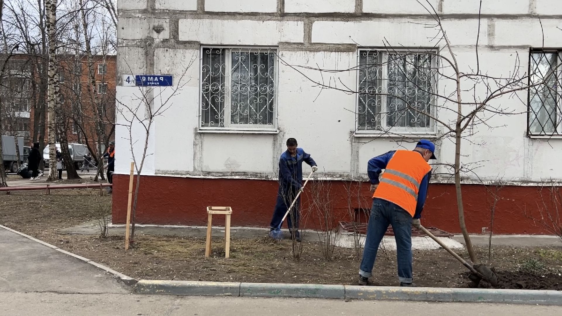 химки, благоустройство, месяц чистоты и благоустройства, уборка дворов, уборка города,