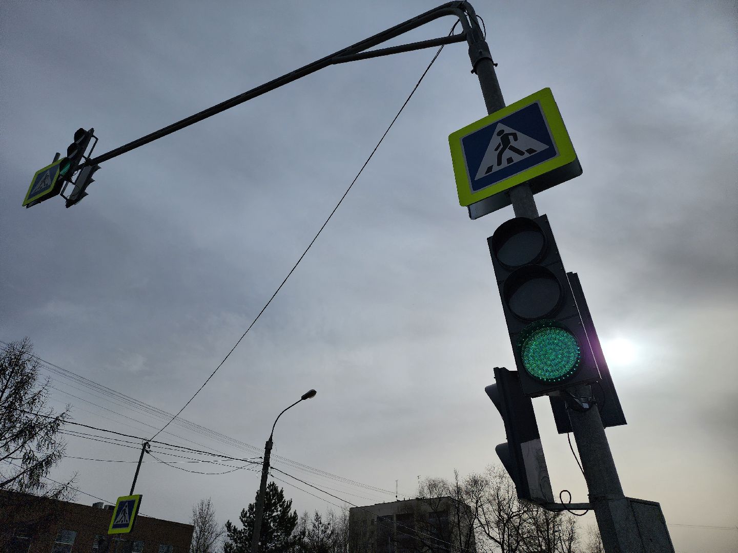 серпухов, подмсовковье, большевик, новый светофор, безопасность,