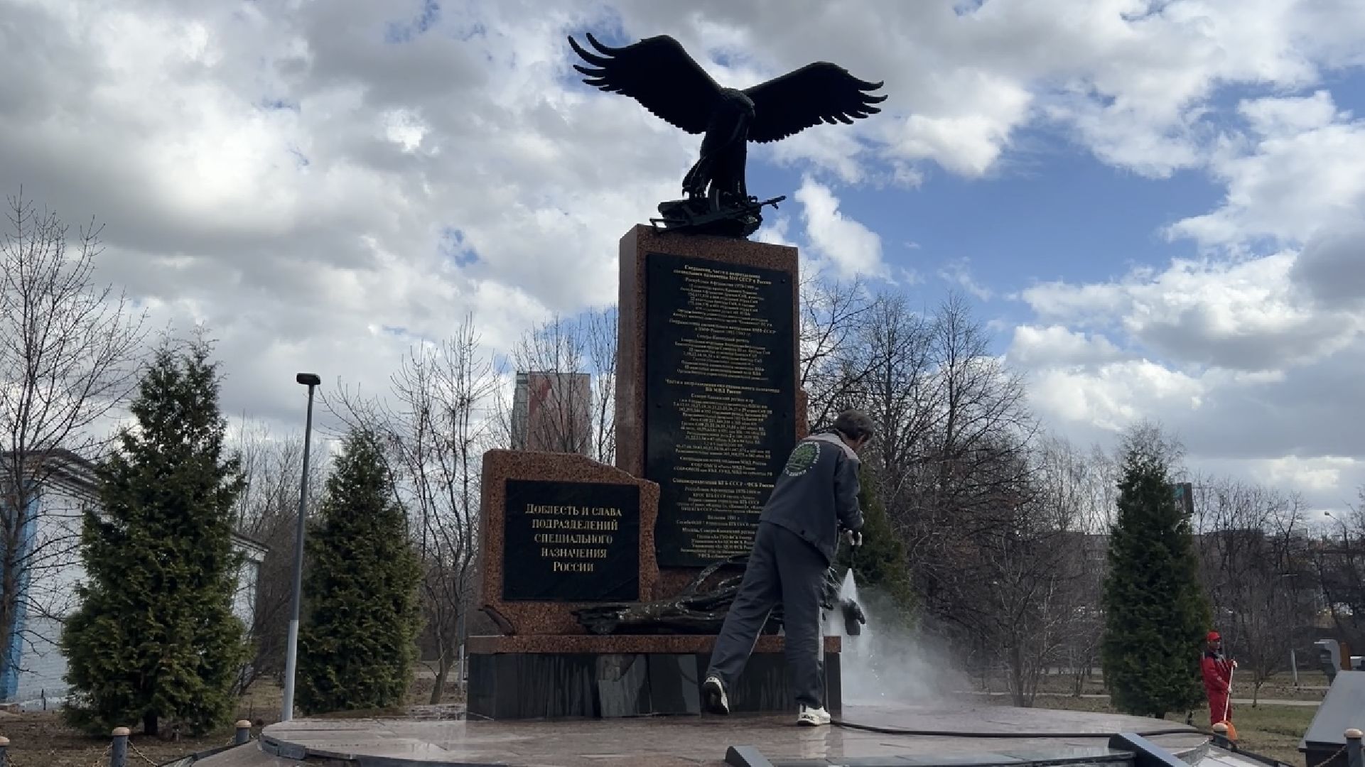 уборка города, монумент, месяц чистоты и благоустройства, благоустройство, химки,
