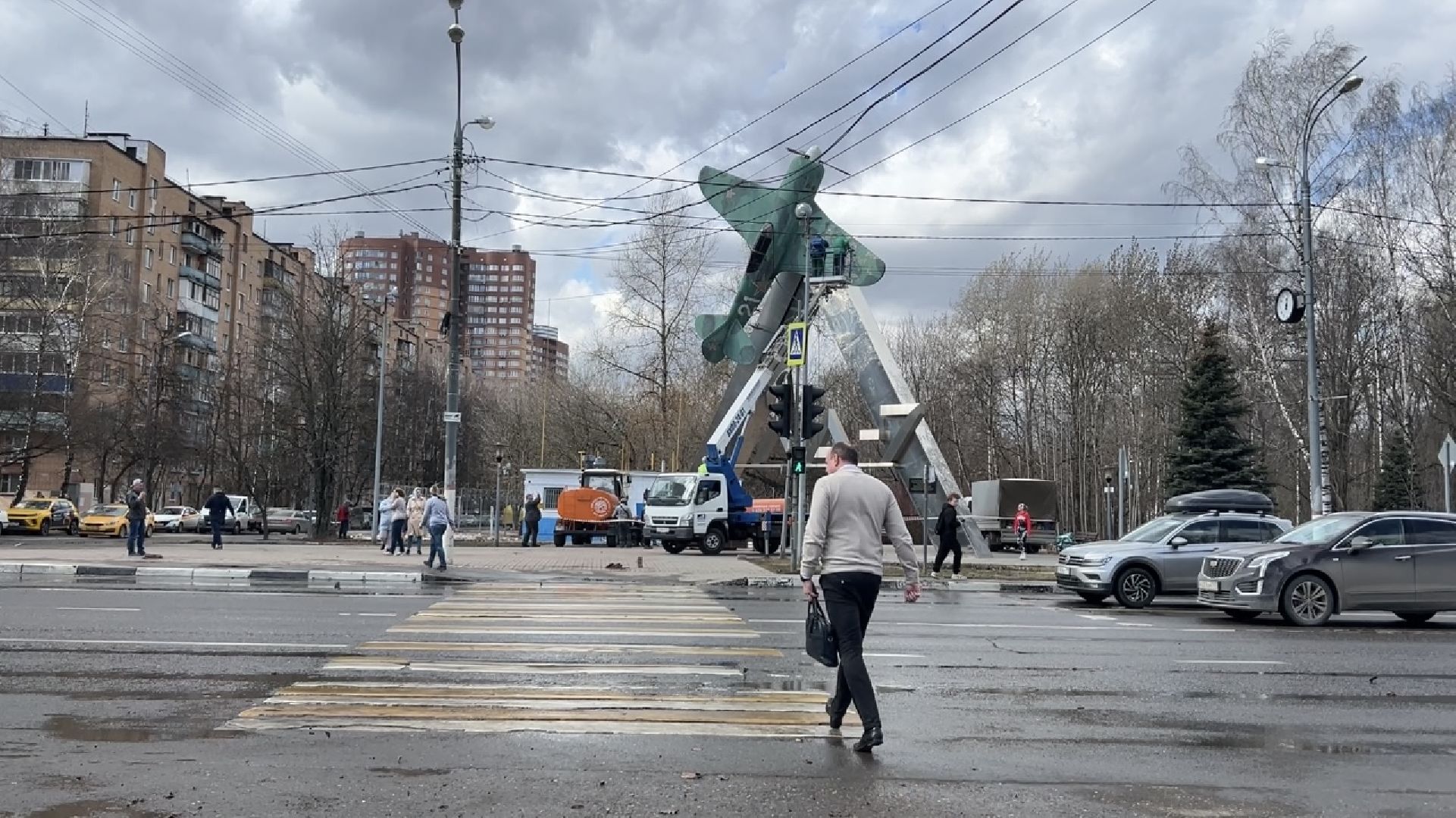 уборка города, монумент, месяц чистоты и благоустройства, благоустройство, химки,