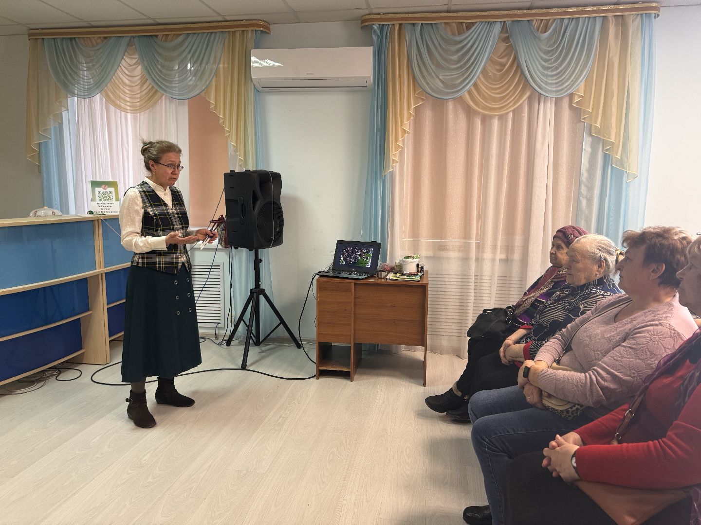 нутрициология, библиотека, лекция в библиотеке,