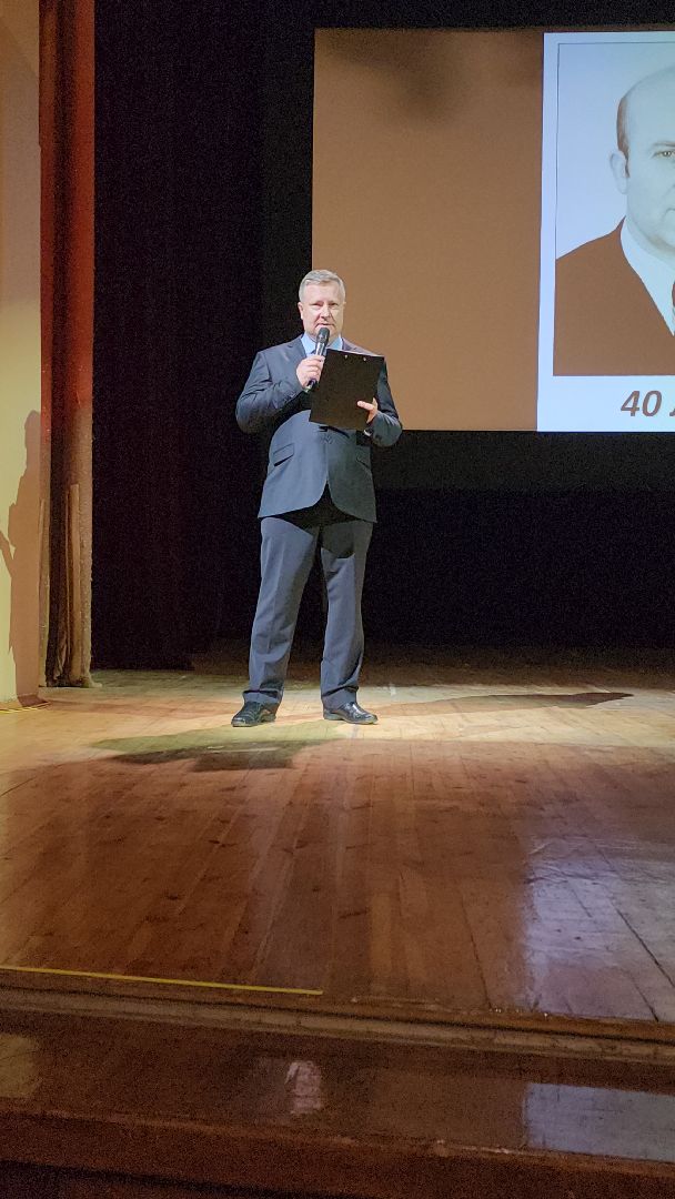 Взлетная полоса, клуб, дворец культуры, Андрей Симонов, Александр Федотов, Валерий Зайцев, Токтар Аубакиров, Светлана Савицкая, Владимир Горбунов,