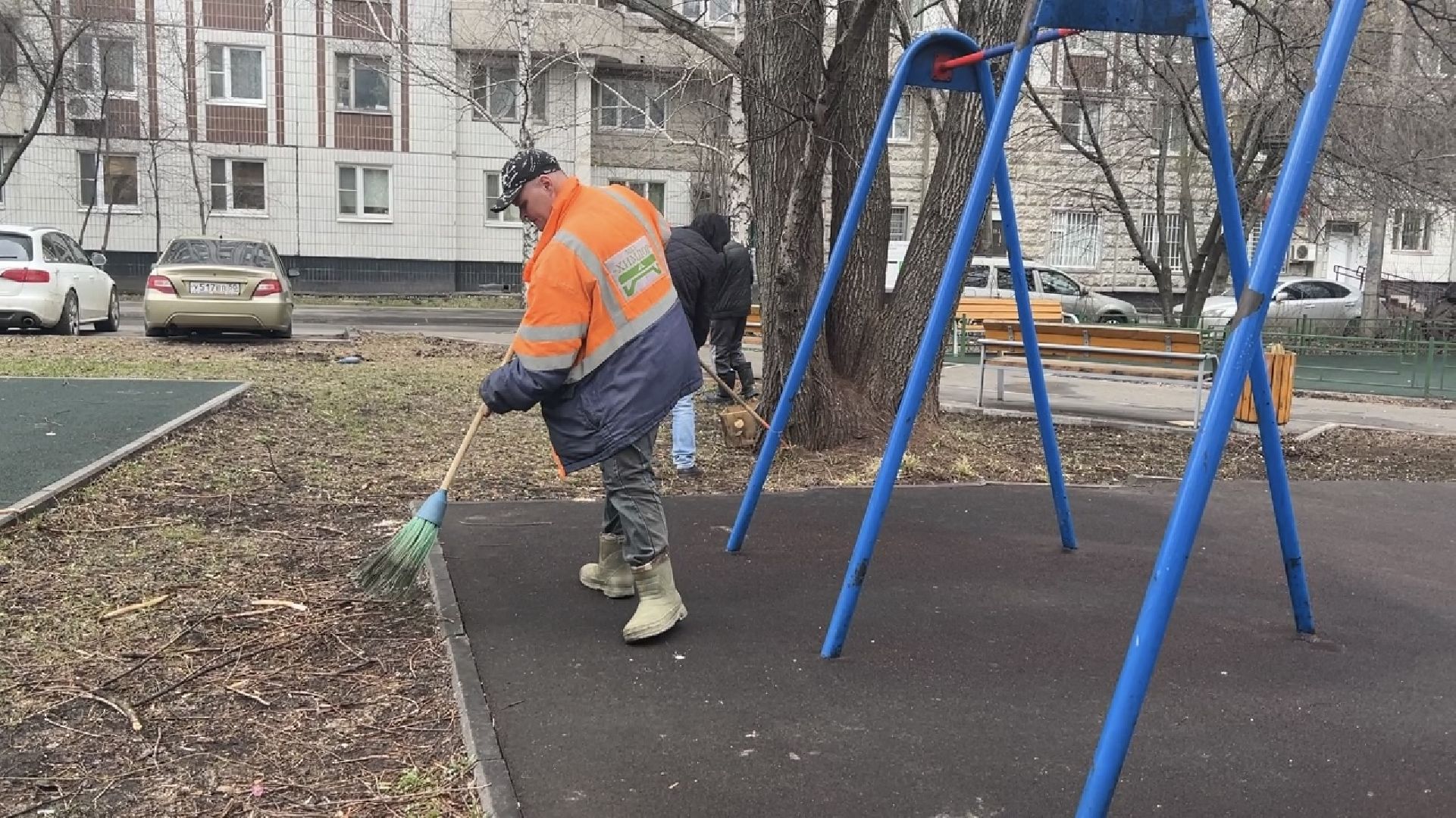 химки, месяц чистоты и благоустройства, уборка дворов, уборка города, благоустройство,