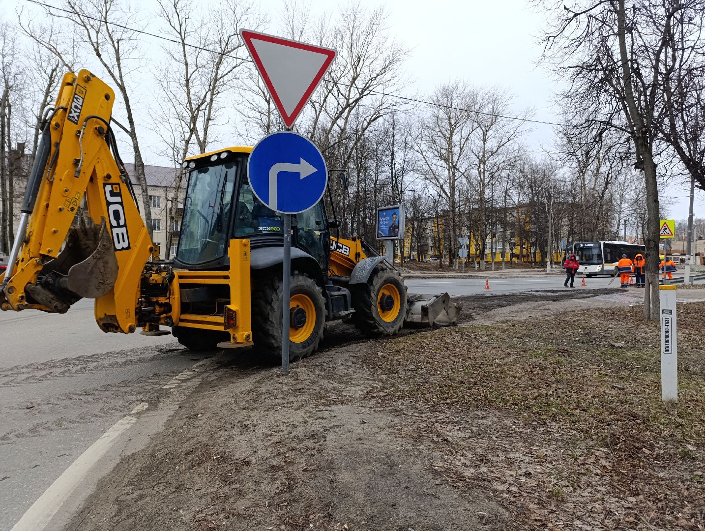 Бронницы, Благоустройство, Уборка дорог, Бронницкий Дорсервис, Уборка остановок,