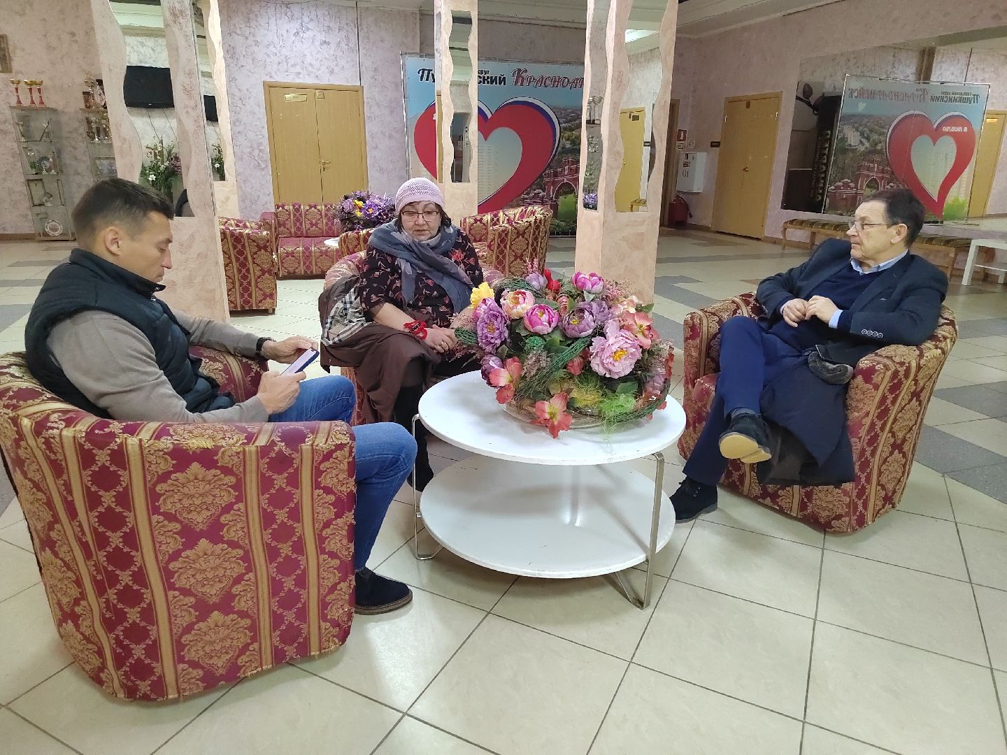 Пушкино, общество