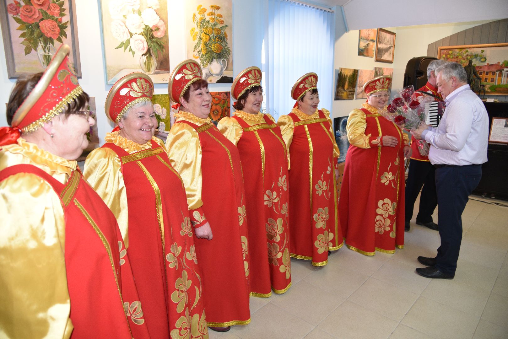 лотошино, лотошинский музей, выставка картин,