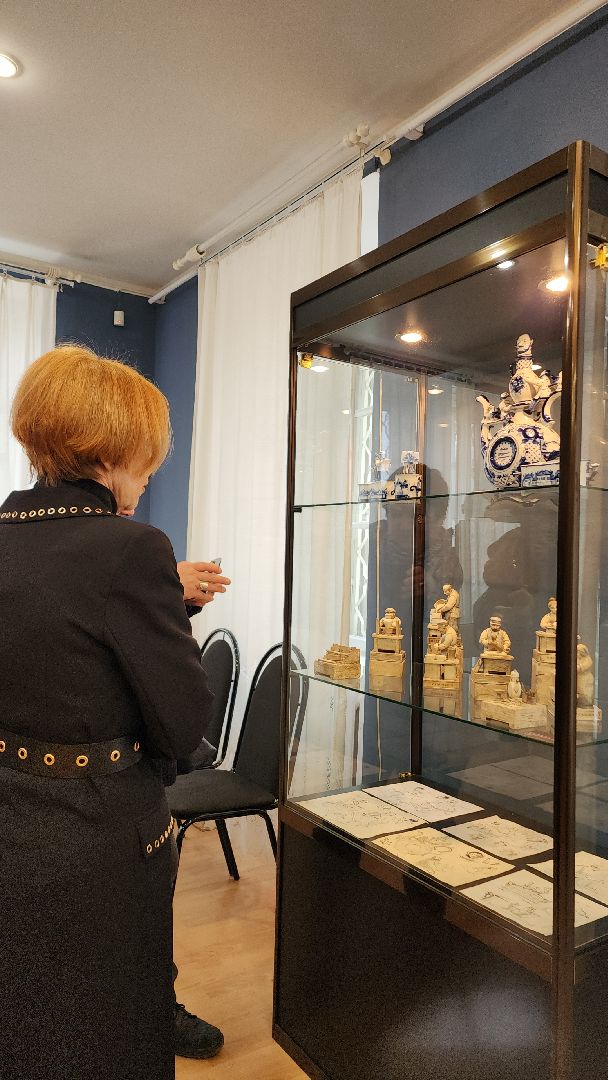 электросталь, мой город, жители города, культура, музей, выставка, культура подмосковья, гжельские узоры, керамика,