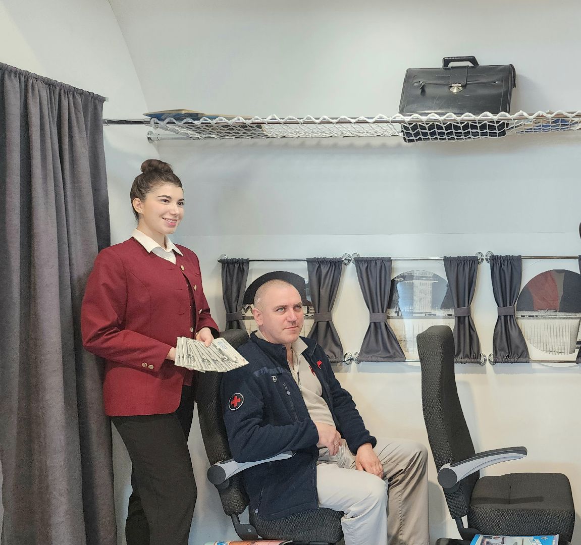 Домодедово, Аэропорт Домодедово, Подмосковье, Первый вылет, Юбилей аэропорта, Пассажиры, Вылет, Прилет, Новый терминал Т2, Терминал Т2, Пассажиропоток, Фотозона, Ретро форма, ТУ 104, Самолет,