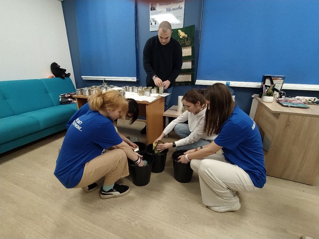 Волонтёрство, СВО, свечи