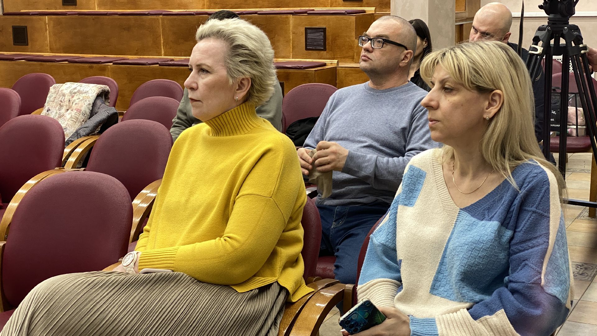 кризисный психолог, встреча с жителями, чрезвычайные ситуации, стресс, психологическая помощь,