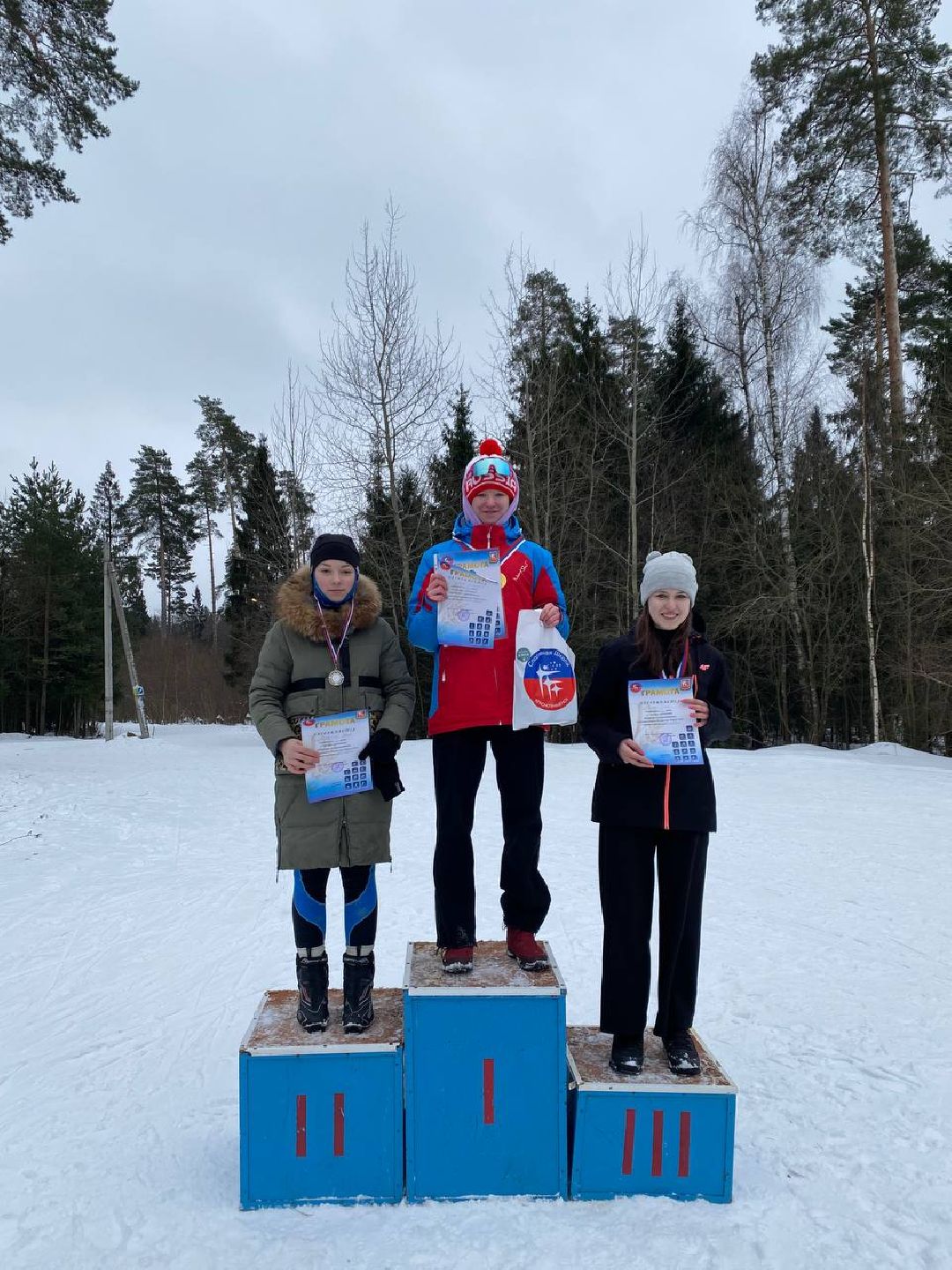 Краснознаменск, общество