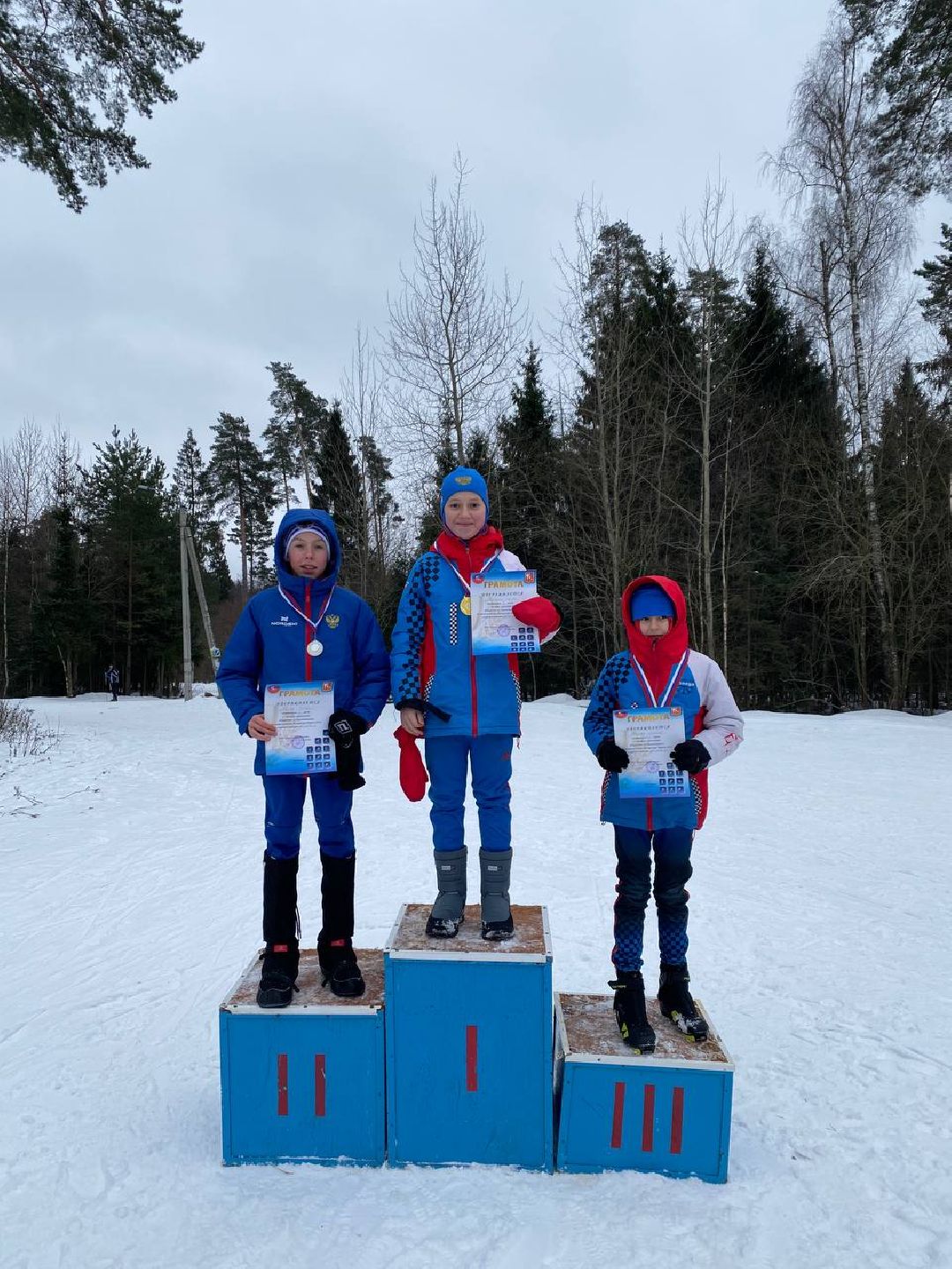 Краснознаменск, общество
