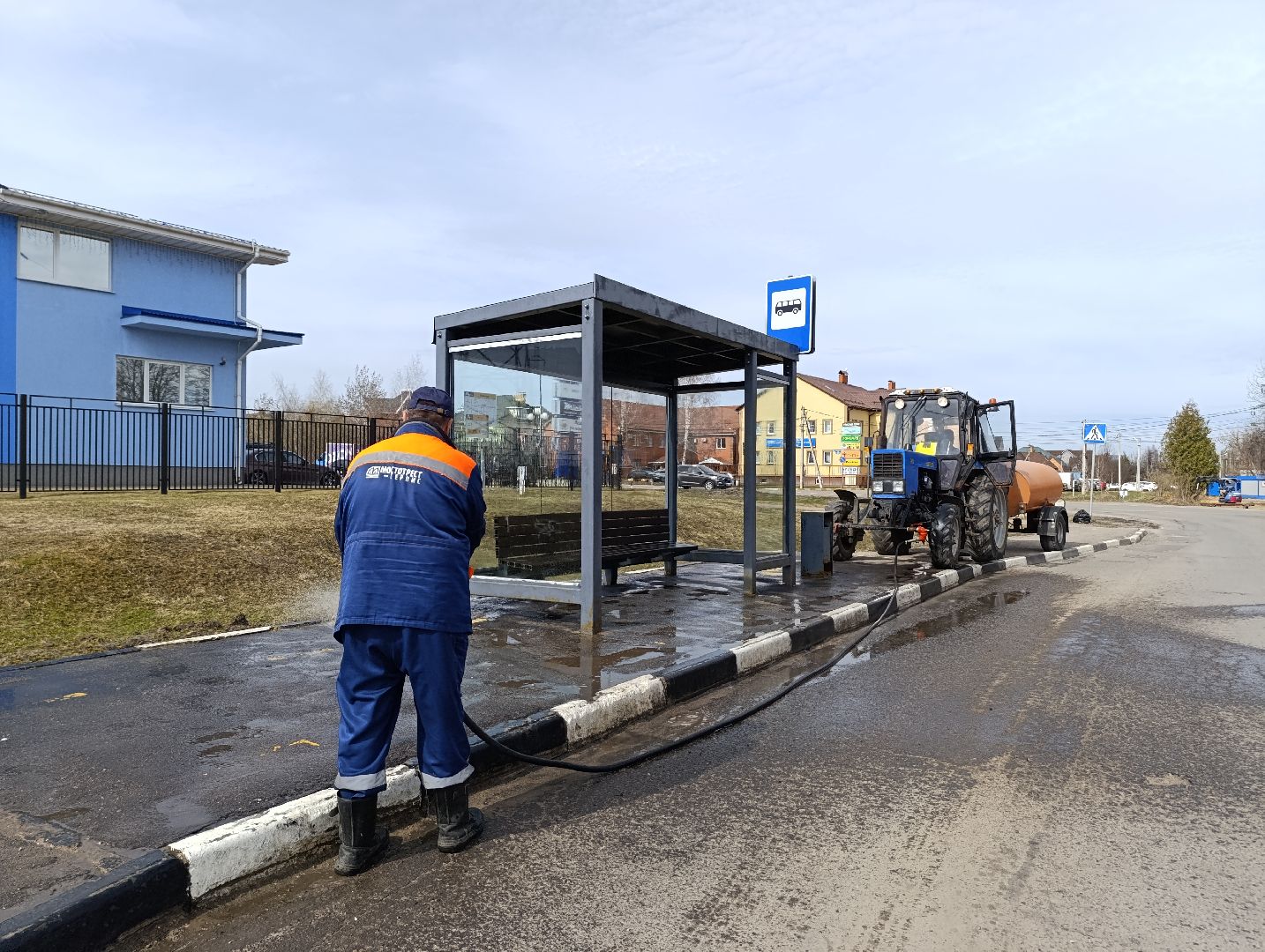 Бронницы, Влажная уборка остановок, месяц чистоты и благоустройства,