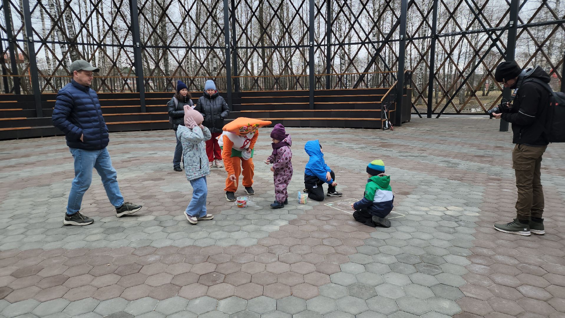 егорьевск, парк, парк 200 лет Егорьевску, птицы, пластилиновая ворона, пернатые в парке, голоса птиц, дети,