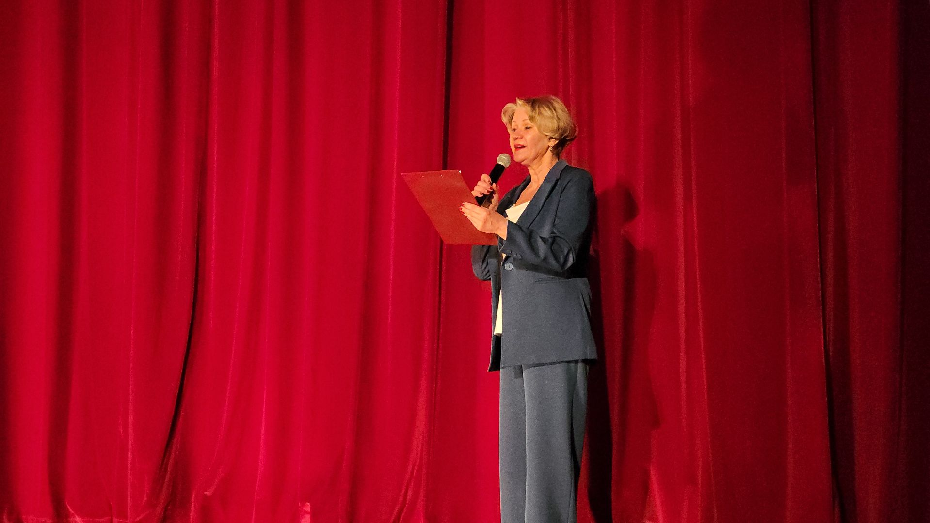 кашира, отчетный концерт, детская школа искусств, дк им ленина, хор, оркестр, сольные номера,