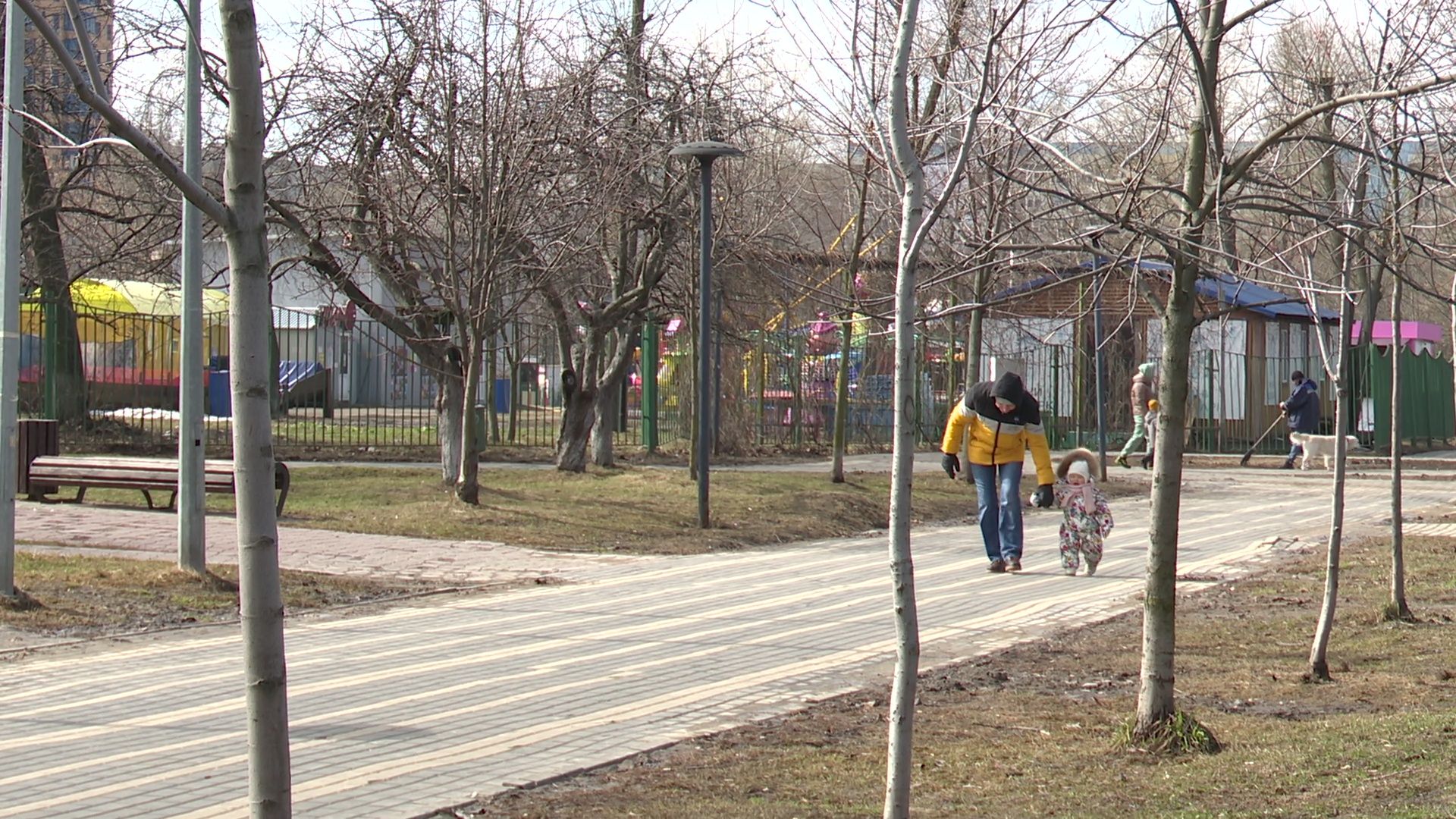 Реутов, парки, благоустройсво, уборка города, субботник, чистим, моем,