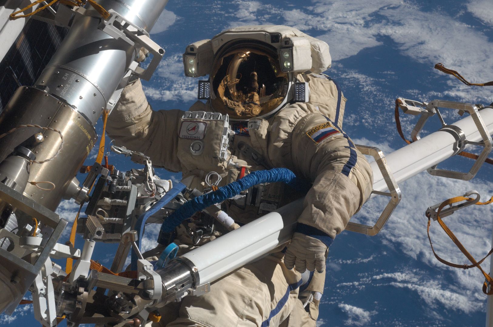 космонавт, герой РФ, полёт, космодром, космический корабль, скафандр,