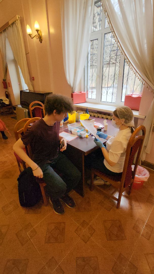 день донора, ДК Жуковский, Розовая гостиная, Виктория Капустина, Светлана Короткова, РКК, Красный крест, кровь,