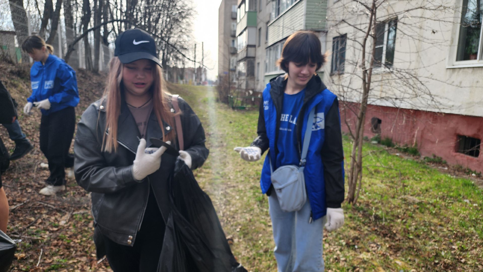 кашира, молодая гвардия, волонтеры, уборка, субботник, мусор, кашира-3,