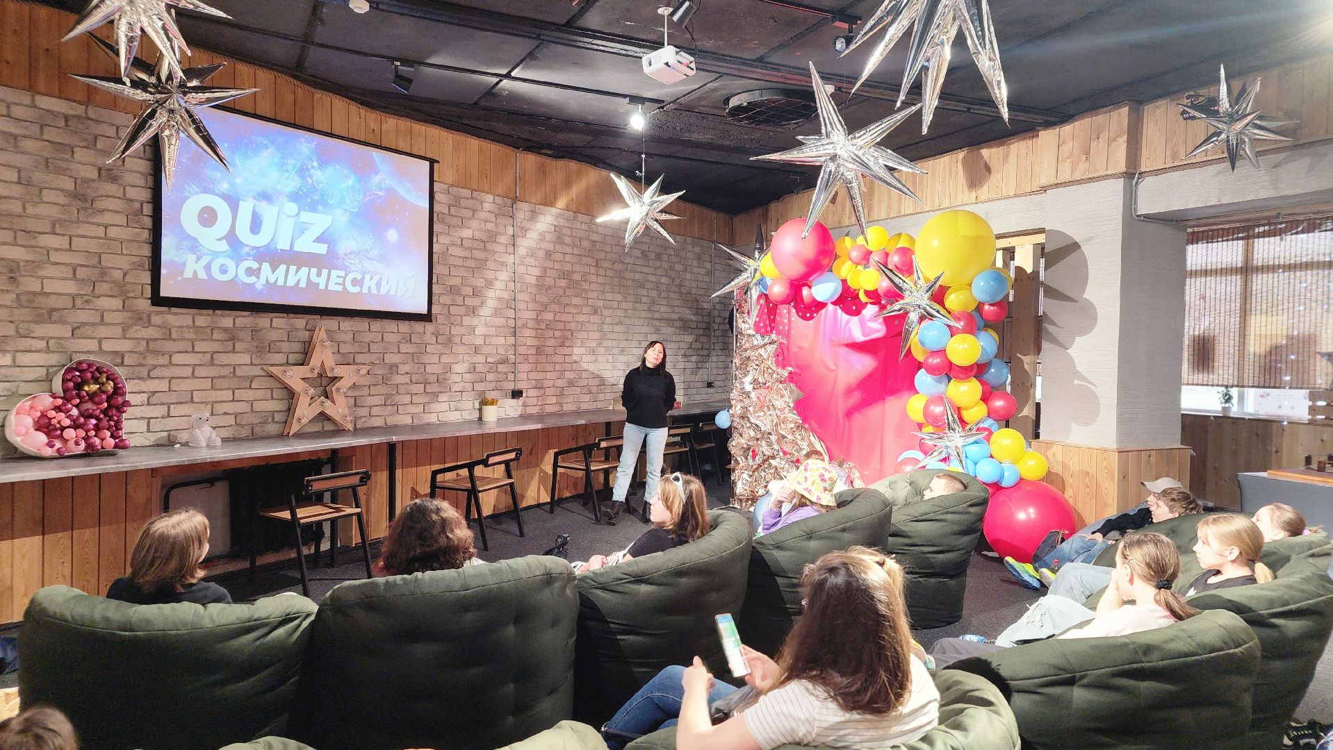 день космонавтики, молодежь, дворец молодежи, протвино, кинопоказ,