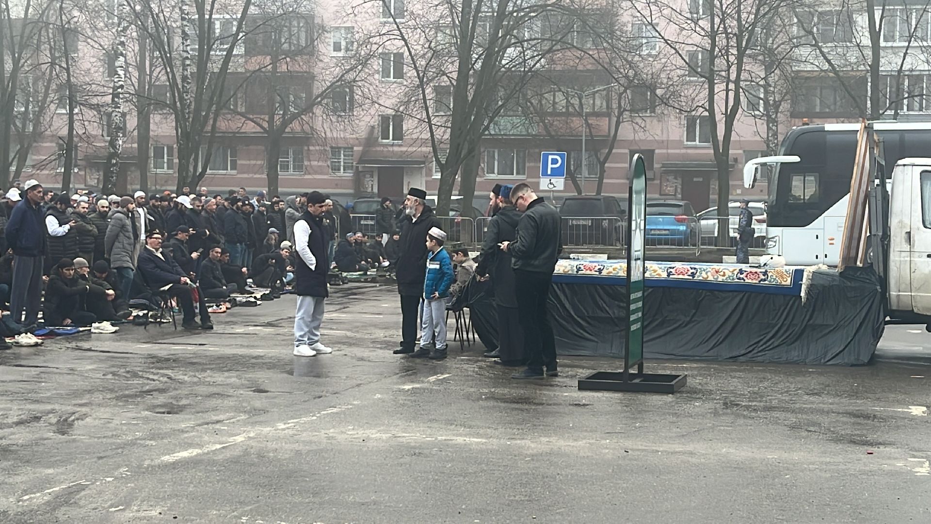 ураза-байрам, мусульманская община, праздник, молитва, намаз,