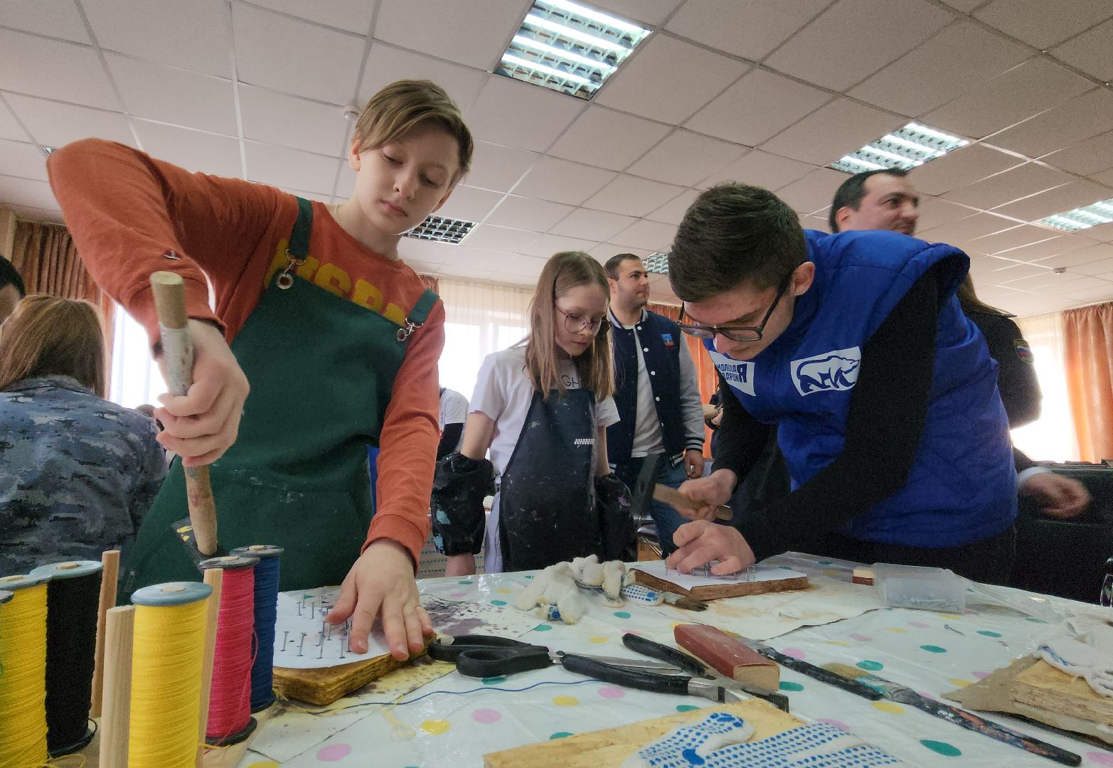 красногорск, сбор гуманитарной помощи, судебные приставы, мастер класс, волонтеры, доброе дело,